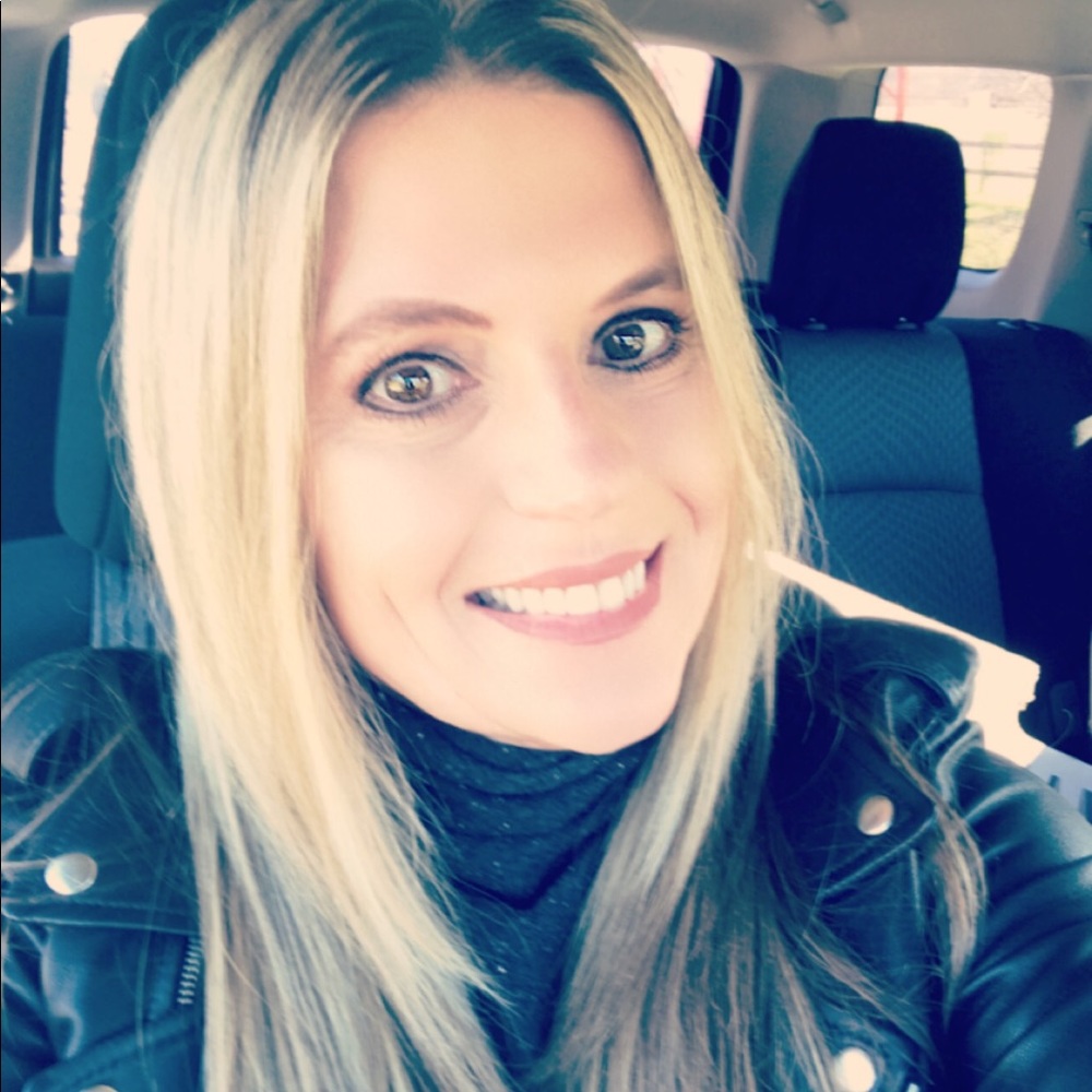 Meet your Posher, Lisa